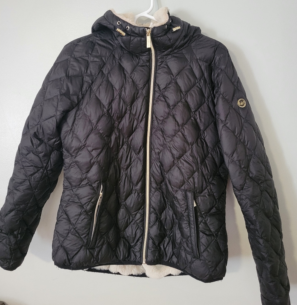 Women’s Michael Kors Fur Puffer Jacket Size S Warm And Light Coat